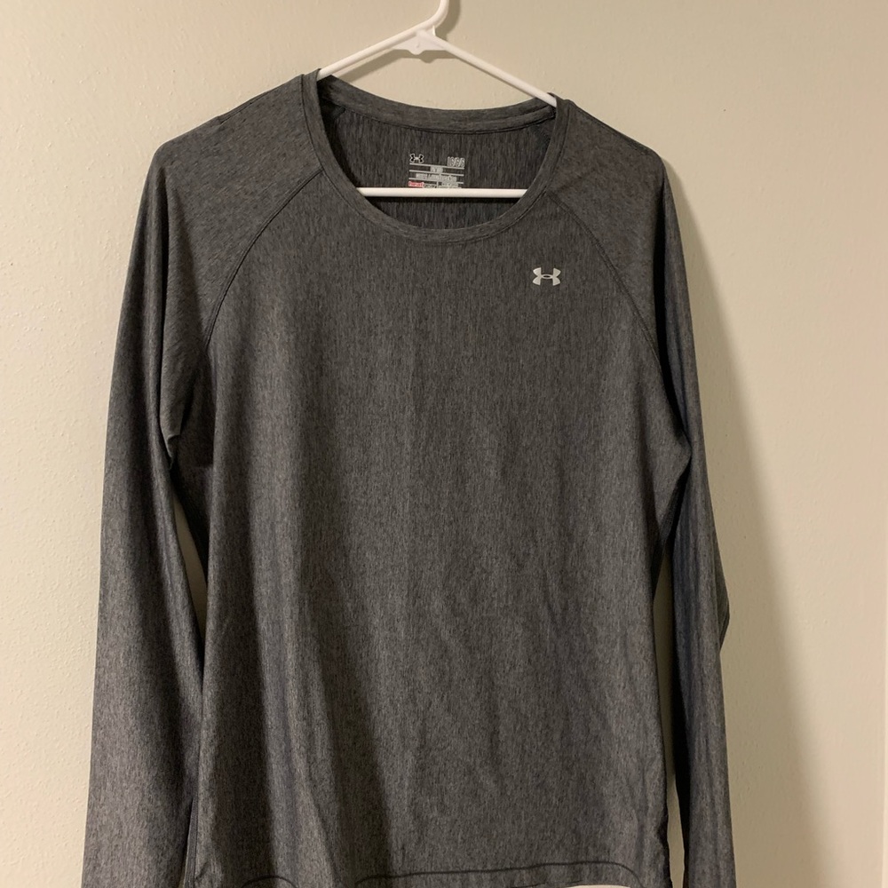 Women’s under armor fitted long sleeve shirt L